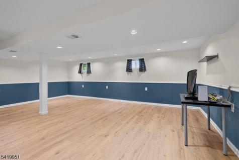 260 Saint Cloud Avenue West Orange NJ 07052