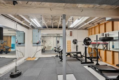260 Saint Cloud Avenue West Orange NJ 07052