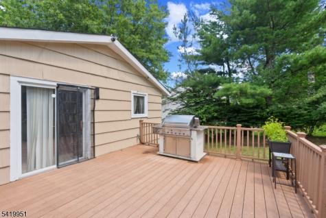 260 Saint Cloud Avenue West Orange NJ 07052
