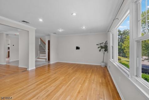 260 Saint Cloud Avenue West Orange NJ 07052