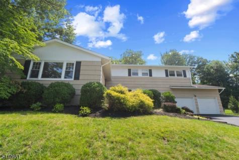260 Saint Cloud Avenue West Orange NJ 07052