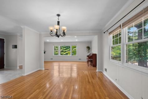 260 Saint Cloud Avenue West Orange NJ 07052