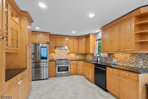 260 Saint Cloud Avenue West Orange NJ 07052