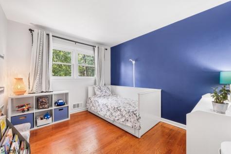 6 Hepworth Court West Orange NJ 07052