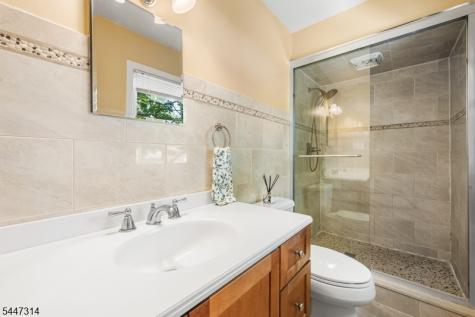 6 Hepworth Court West Orange NJ 07052