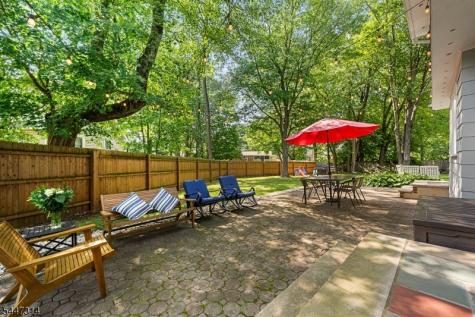6 Hepworth Court West Orange NJ 07052