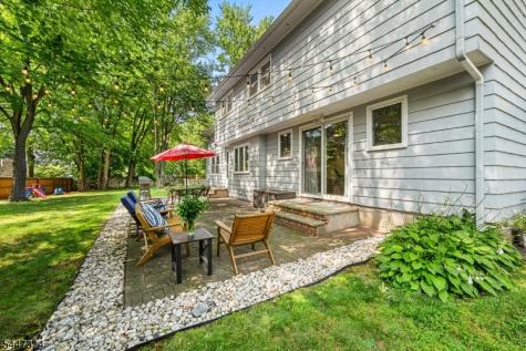 6 Hepworth Court West Orange NJ 07052