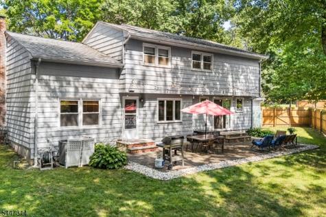 6 Hepworth Court West Orange NJ 07052
