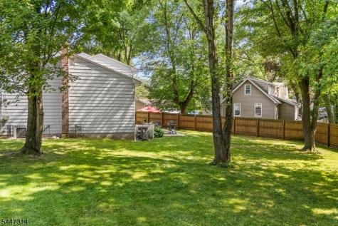 6 Hepworth Court West Orange NJ 07052