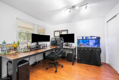 6 Hepworth Court West Orange NJ 07052