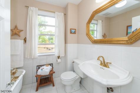 22 Arlington Avenue Caldwell Boro NJ 07006