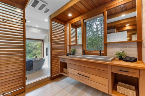 101 Rippling Brook Way Bernardsville NJ 07924