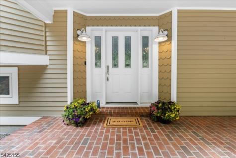 101 Rippling Brook Way Bernardsville NJ 07924