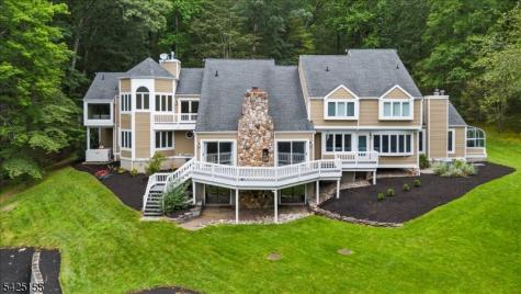 101 Rippling Brook Way Bernardsville NJ 07924