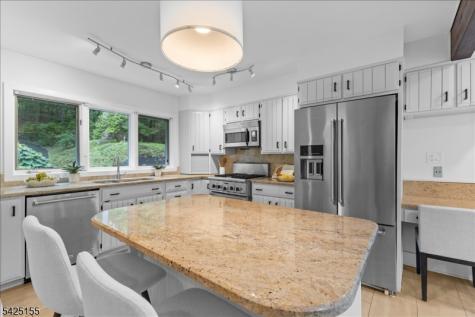 101 Rippling Brook Way Bernardsville NJ 07924