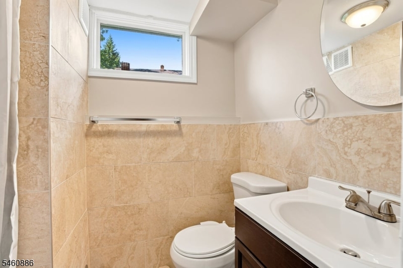 212 Hancox Avenue Nutley NJ 07110