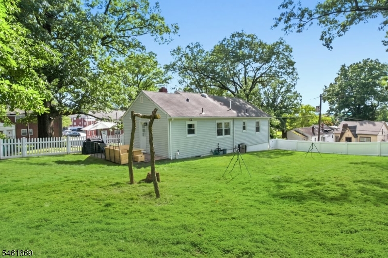 212 Hancox Avenue Nutley NJ 07110