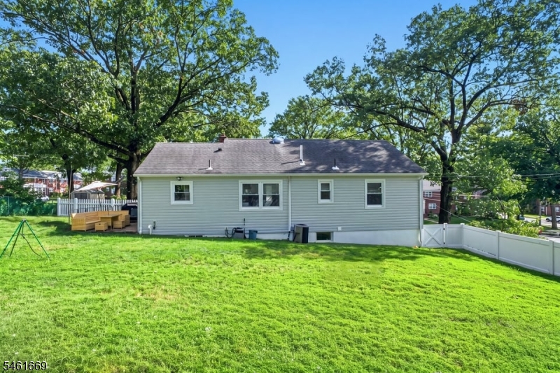 212 Hancox Avenue Nutley NJ 07110