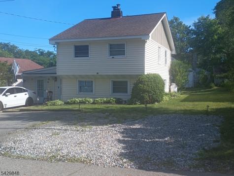 13 Ardena Road West Milford NJ 07421