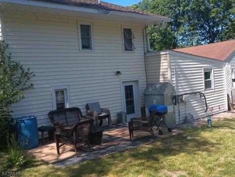 13 Ardena Road West Milford NJ 07421