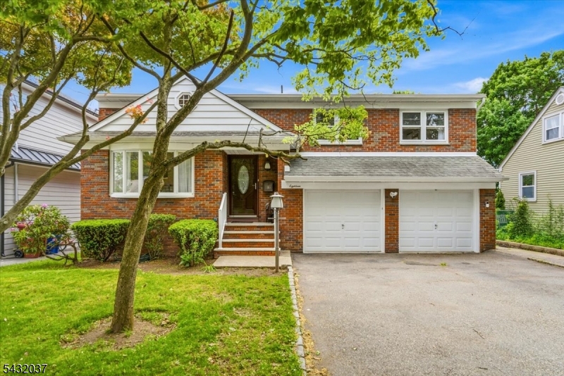 18 Hudson Street Nutley NJ 07110