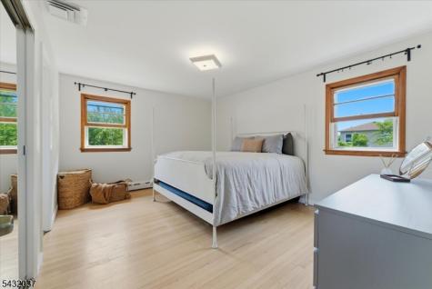 18 Hudson Street Nutley NJ 07110