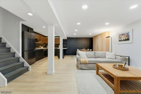 18 Hudson Street Nutley NJ 07110
