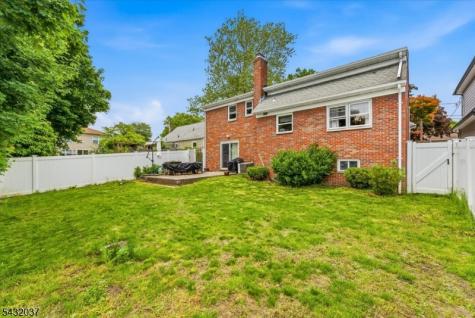 18 Hudson Street Nutley NJ 07110