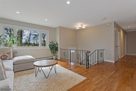 7 Pamela Drive Randolph NJ 07869