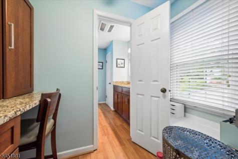19 Mohawk Avenue Hopatcong NJ 07843