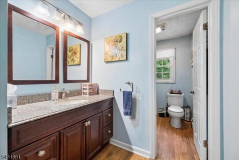 19 Mohawk Avenue Hopatcong NJ 07843