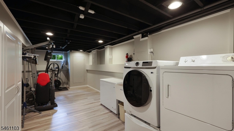 102 Mitchell Close Hillsborough NJ 08844