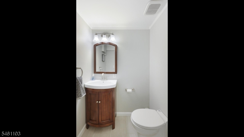 102 Mitchell Close Hillsborough NJ 08844