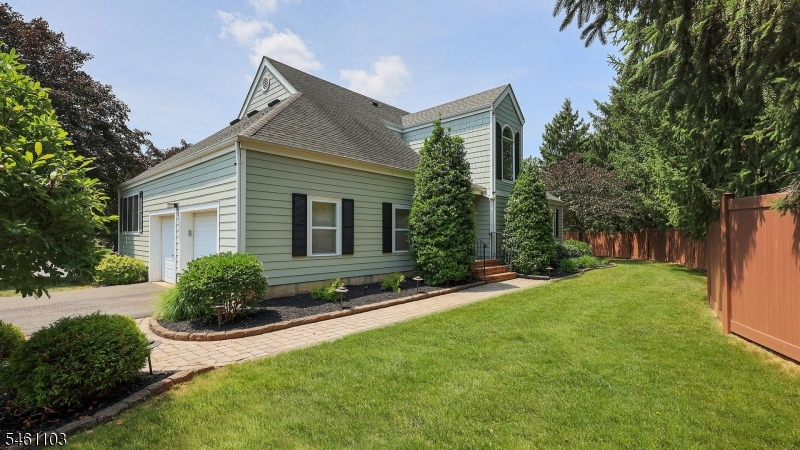 102 Mitchell Close Hillsborough NJ 08844