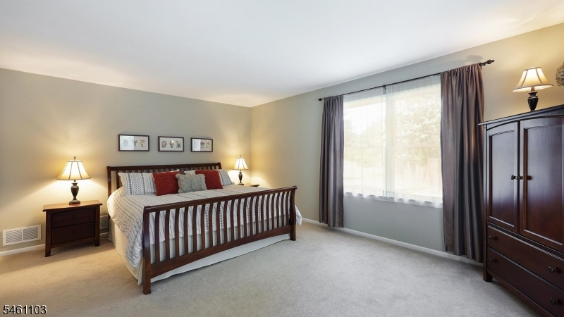 102 Mitchell Close Hillsborough NJ 08844