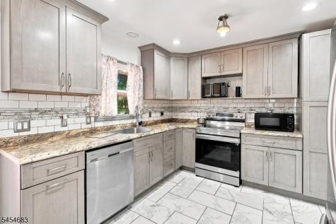 20 Waterloo Road Byram NJ 07874