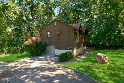 20 Waterloo Road Byram NJ 07874