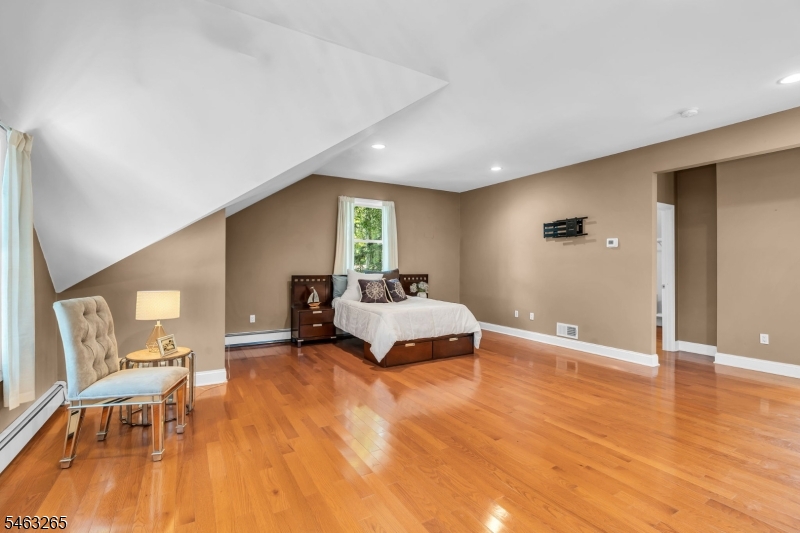 104 Bishops Rock Road Hopatcong NJ 07843