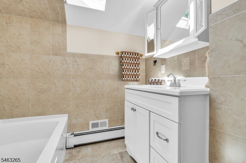 104 Bishops Rock Road Hopatcong NJ 07843