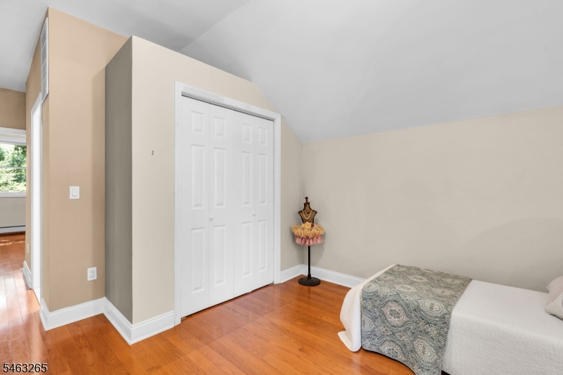 104 Bishops Rock Road Hopatcong NJ 07843
