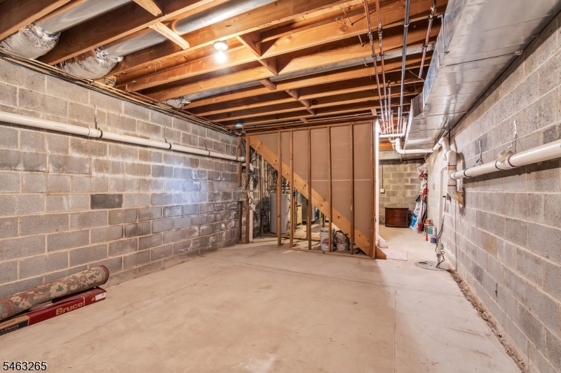 104 Bishops Rock Road Hopatcong NJ 07843