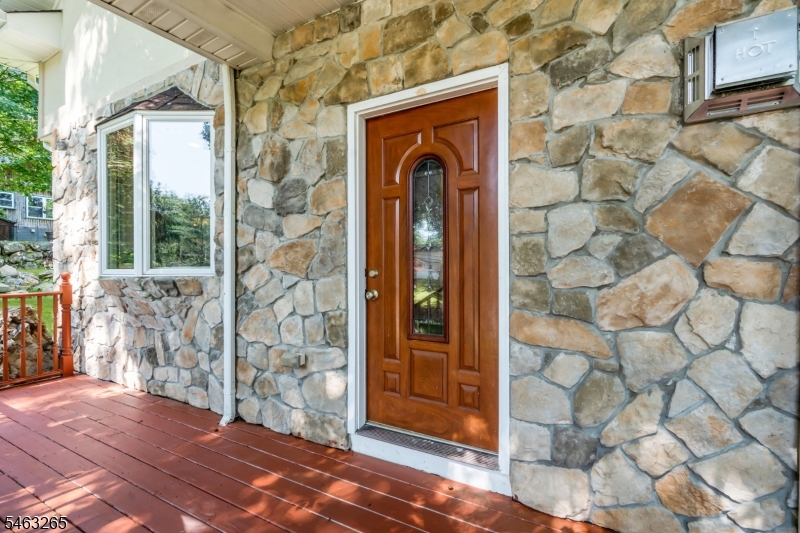 104 Bishops Rock Road Hopatcong NJ 07843