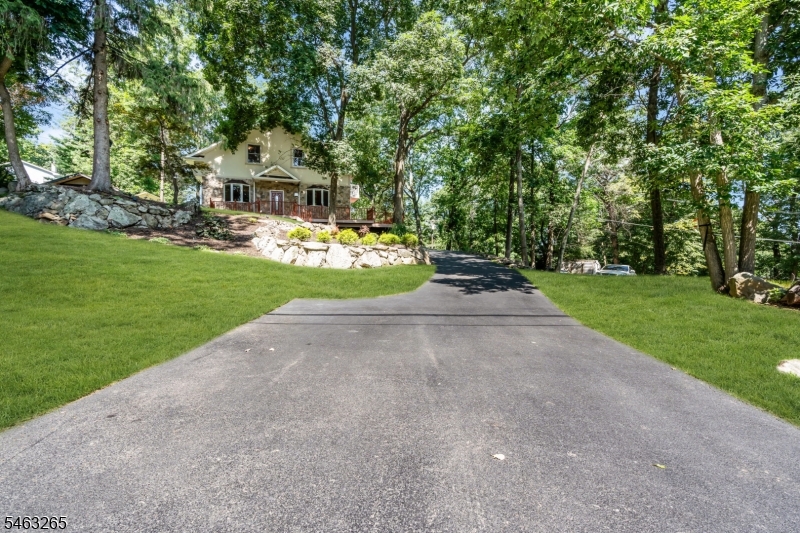 104 Bishops Rock Road Hopatcong NJ 07843