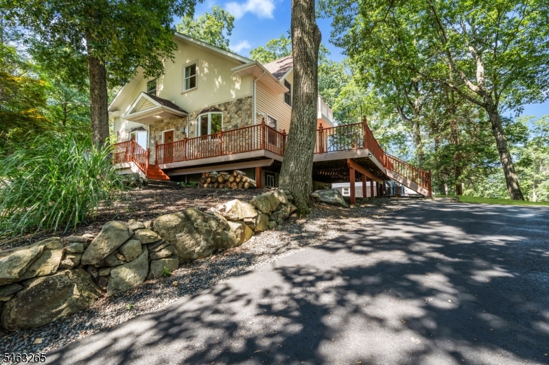 104 Bishops Rock Road Hopatcong NJ 07843