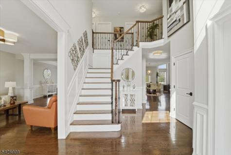 23 Claridge Lane Raritan NJ 08822