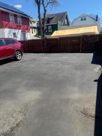 14 Helen Place Newark NJ 07106