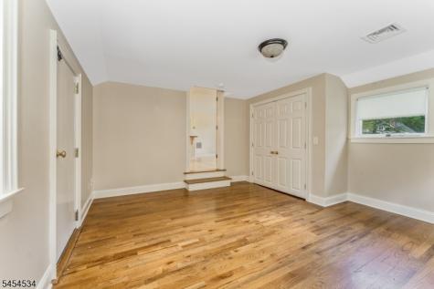 1117 County Road 519 Kingwood NJ 08825