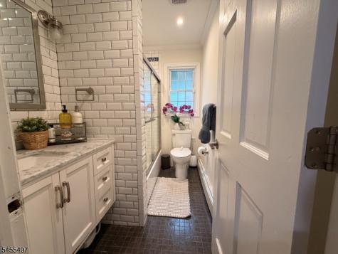 110 Avenue C Haledon NJ 07508