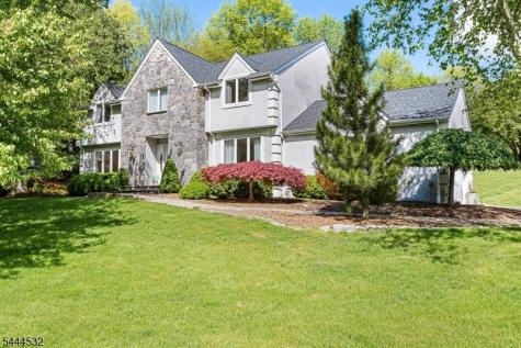 1 Winters Drive Lebanon NJ 08826