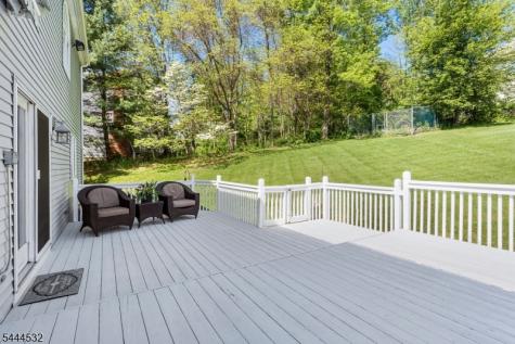 1 Winters Drive Lebanon NJ 08826